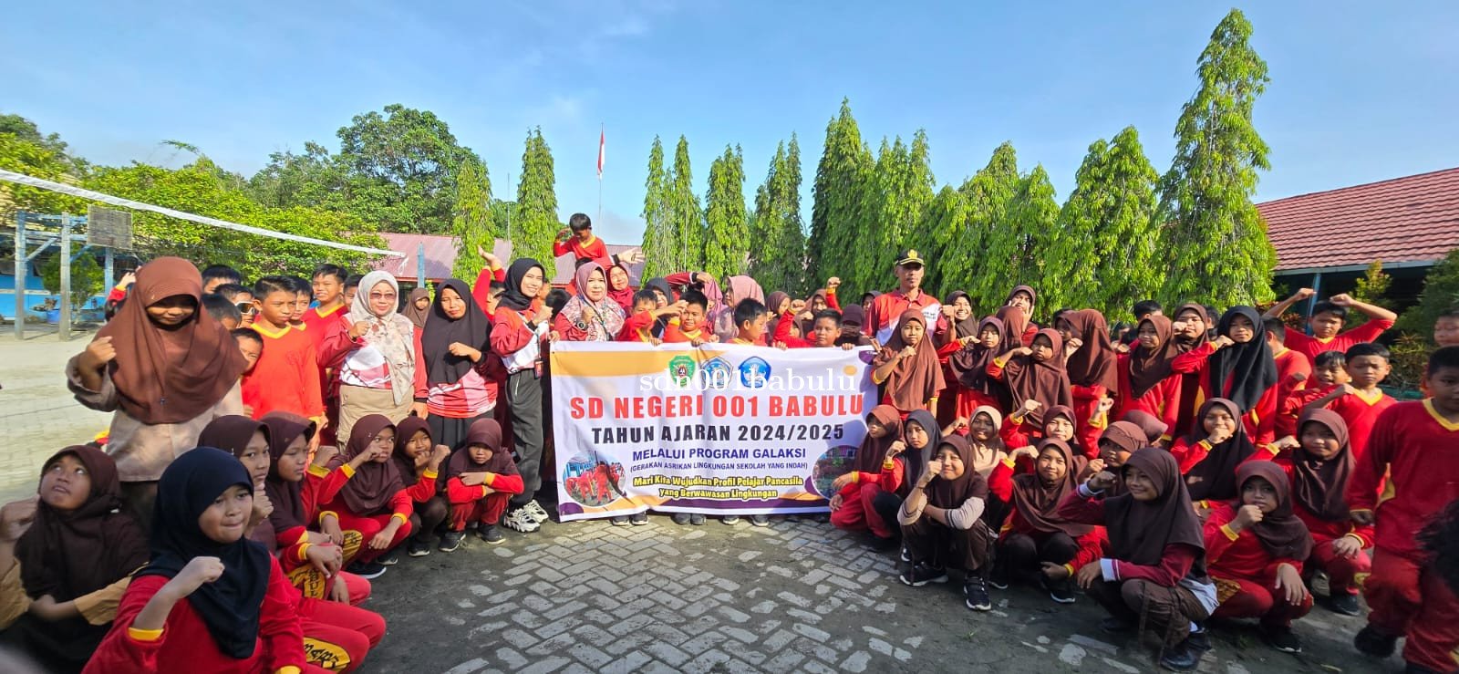 GALAKSI (Gerakan Asrikan Lingkungan Sekolah yang Indah)